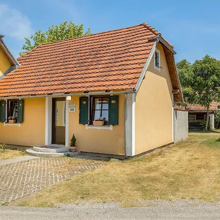 Garden House 202 By Sigismundi Hébergement de vacances *