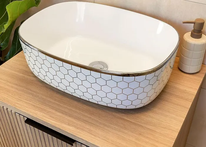 Garden House 202 By Sigismundi